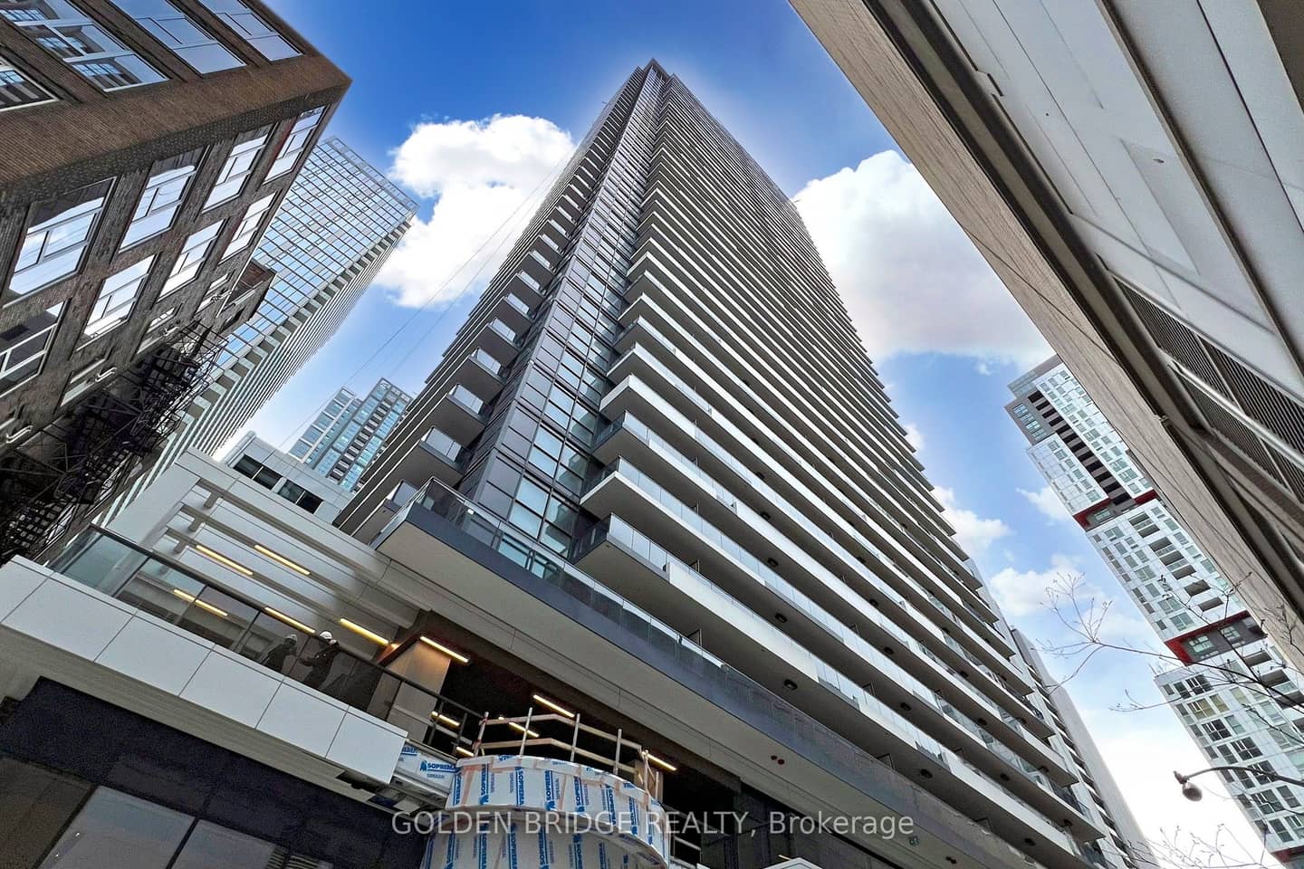 38 Widmer Street 4811, Toronto, ON M5V 2E9