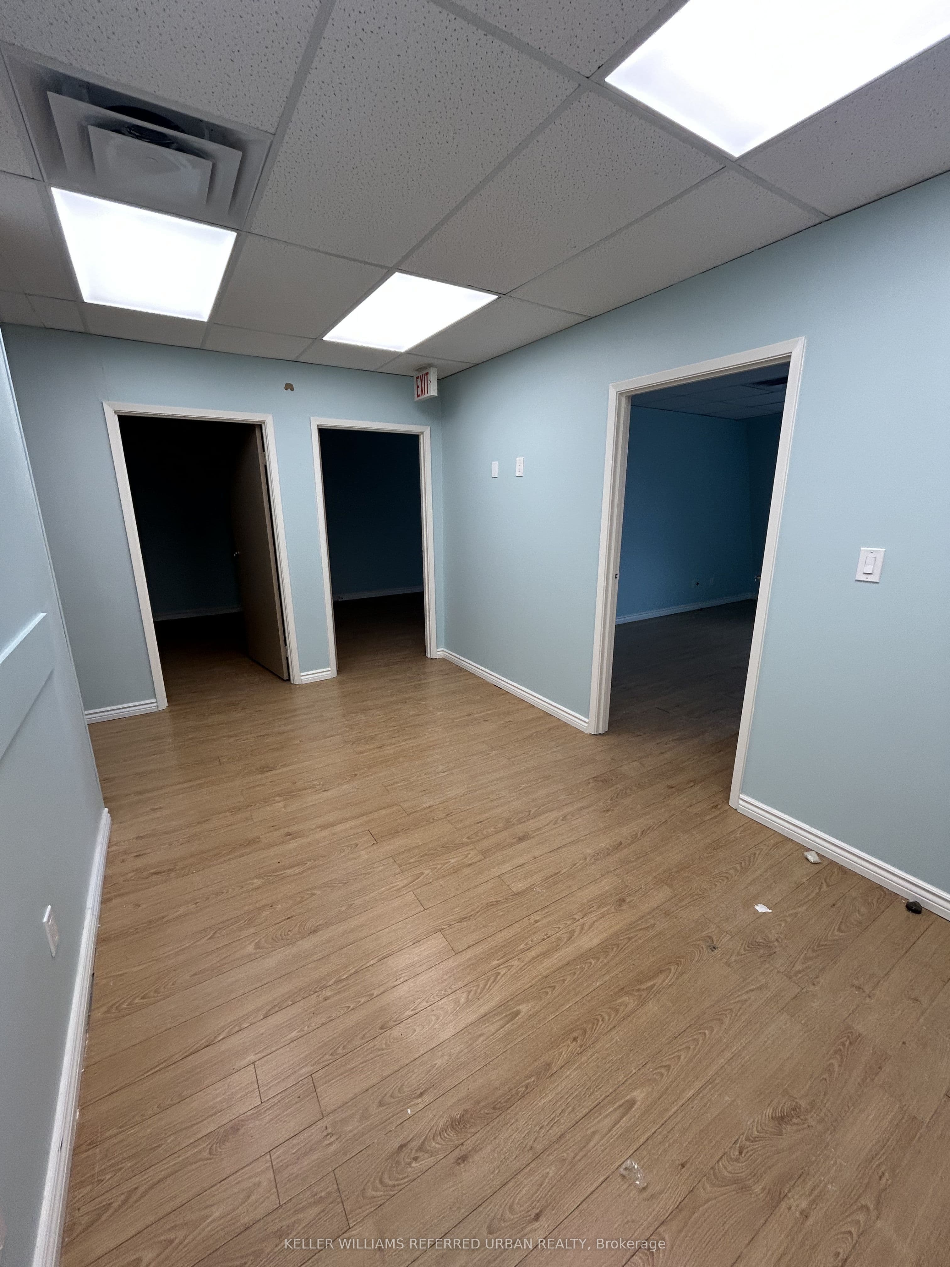10132 Yonge Street 201, Richmond Hill, ON L4C 1T6