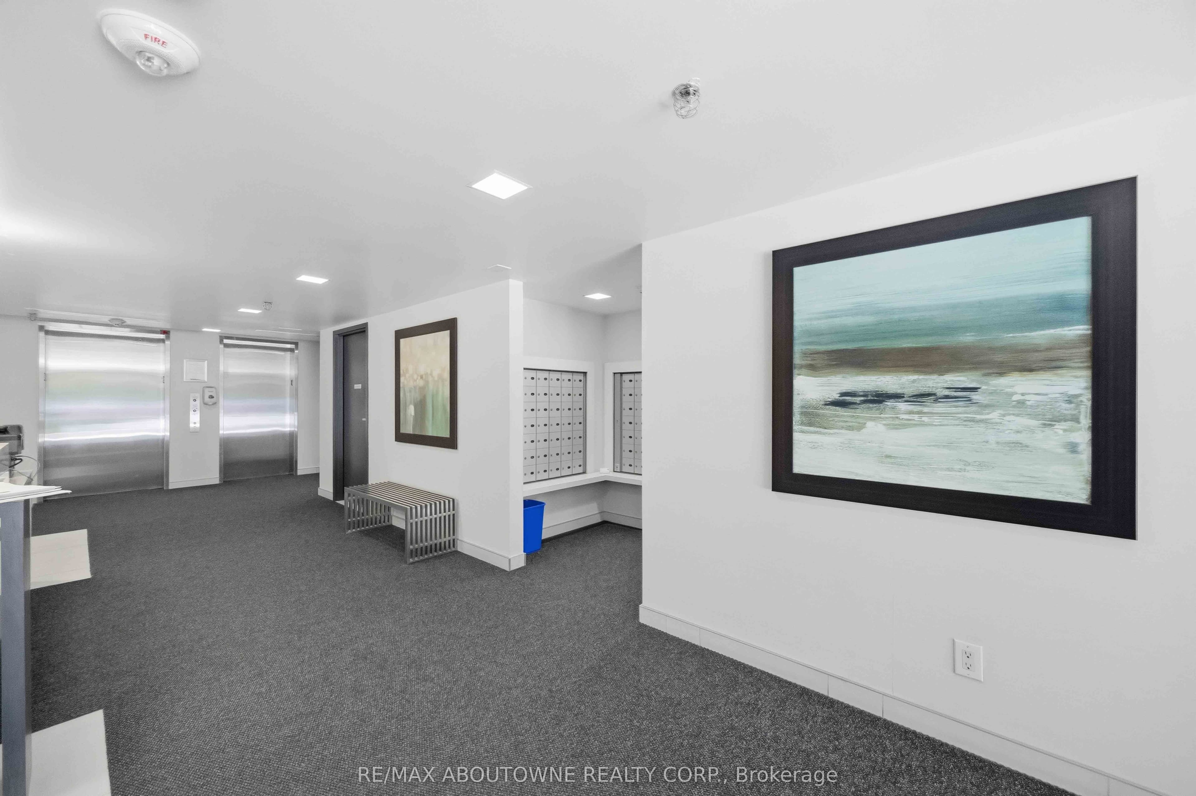 11 Superior Avenue 904, Toronto, ON M8V 0A7