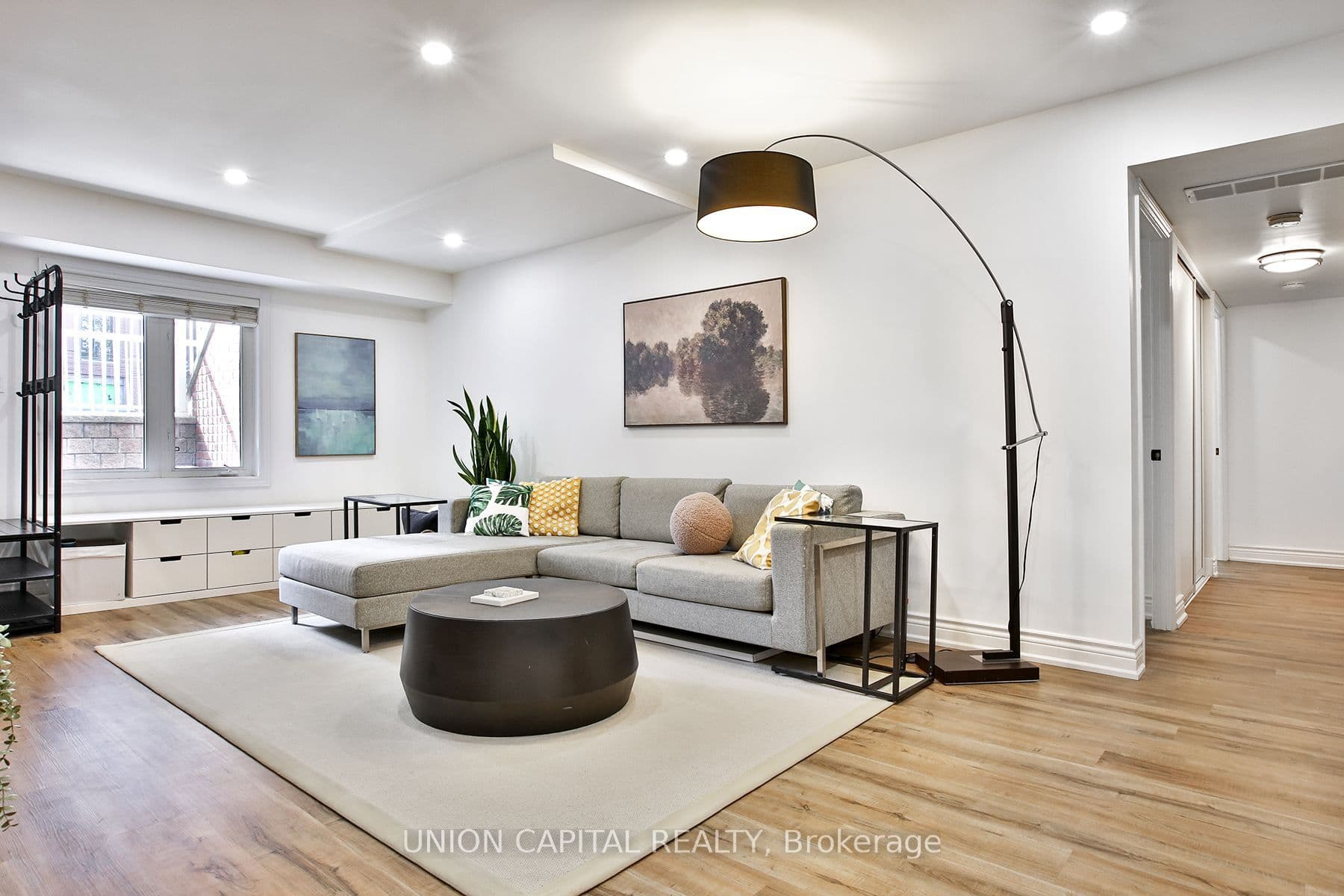12 Sudbury Street, Toronto, ON M6J 3W7