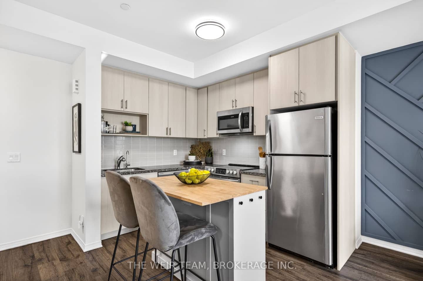 1120 Briar Hill Avenue 308, Toronto, ON M6B 0A9