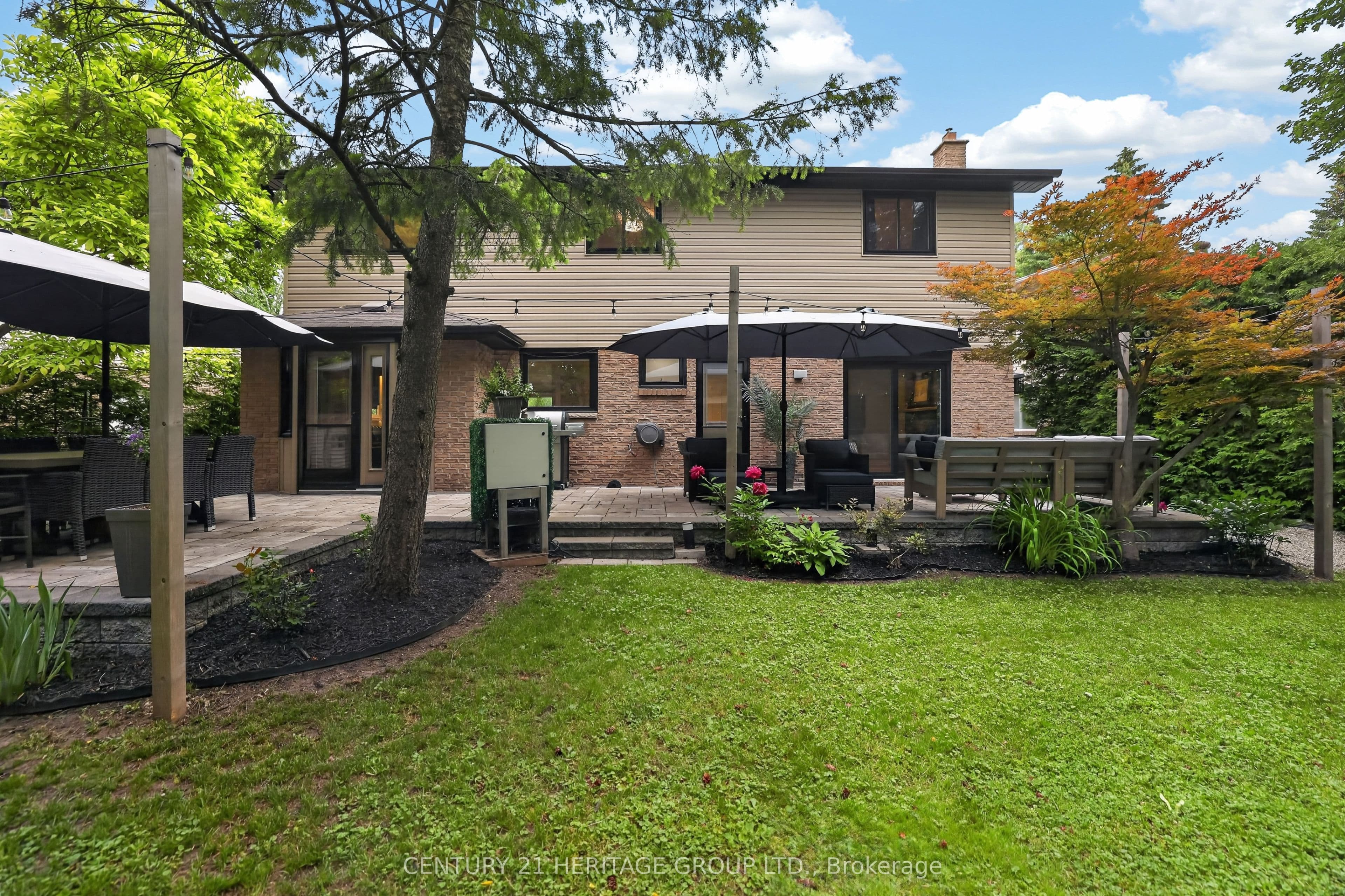 28 Innis Crescent, Richmond Hill, ON L4C 5K2