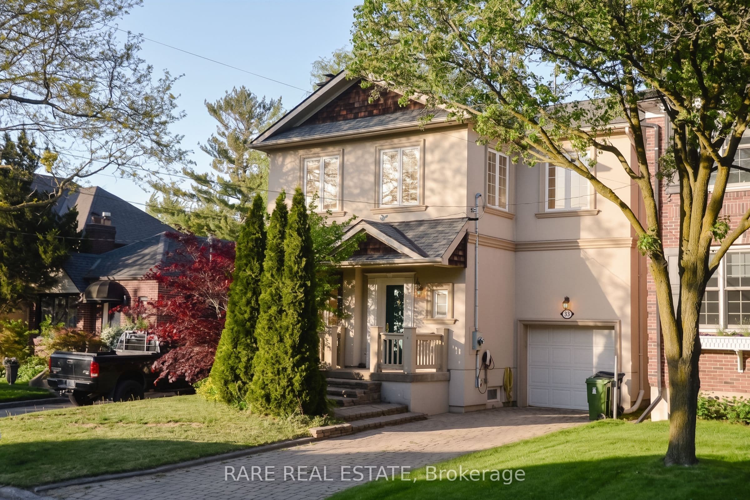 33 Red Deer Avenue, Toronto, ON M1N 2Z1