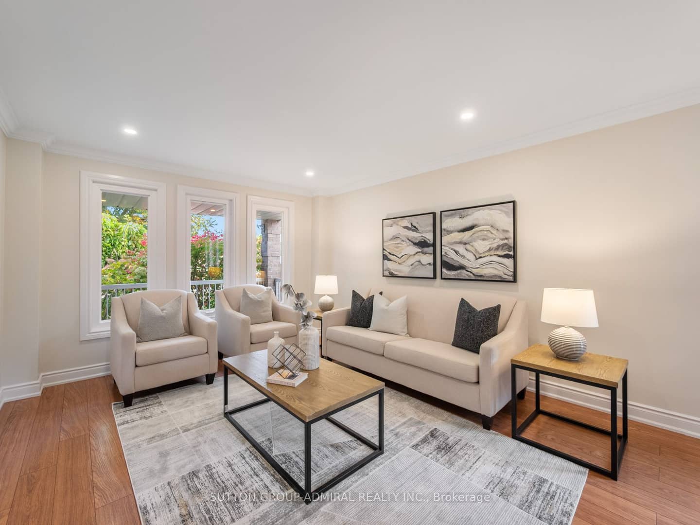 11 Espby Court, Richmond Hill, ON L4C 9L2