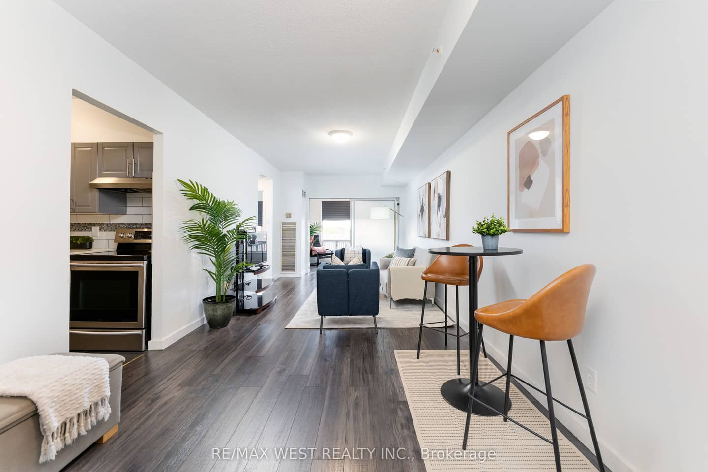 5800 Sheppard Avenue E 414, Toronto, ON M1B 5J7