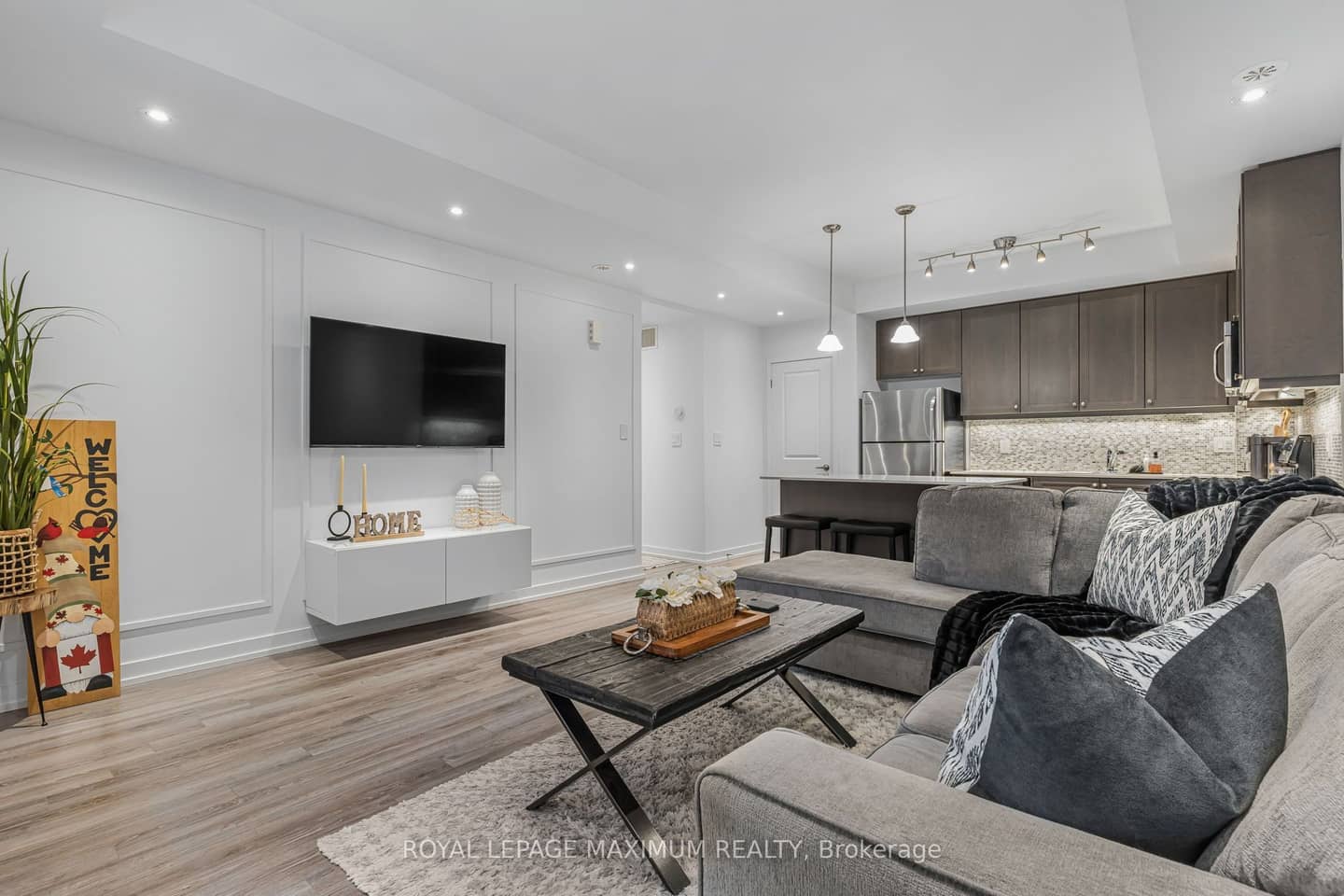 867 Wilson Avenue 2B, Toronto, ON M3K 0A4
