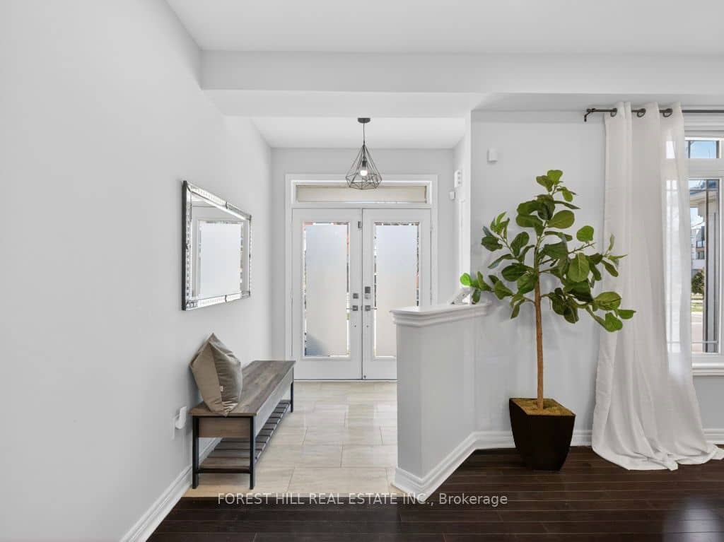 12 Wallenberg Drive, Vaughan, ON L6A 4M1
