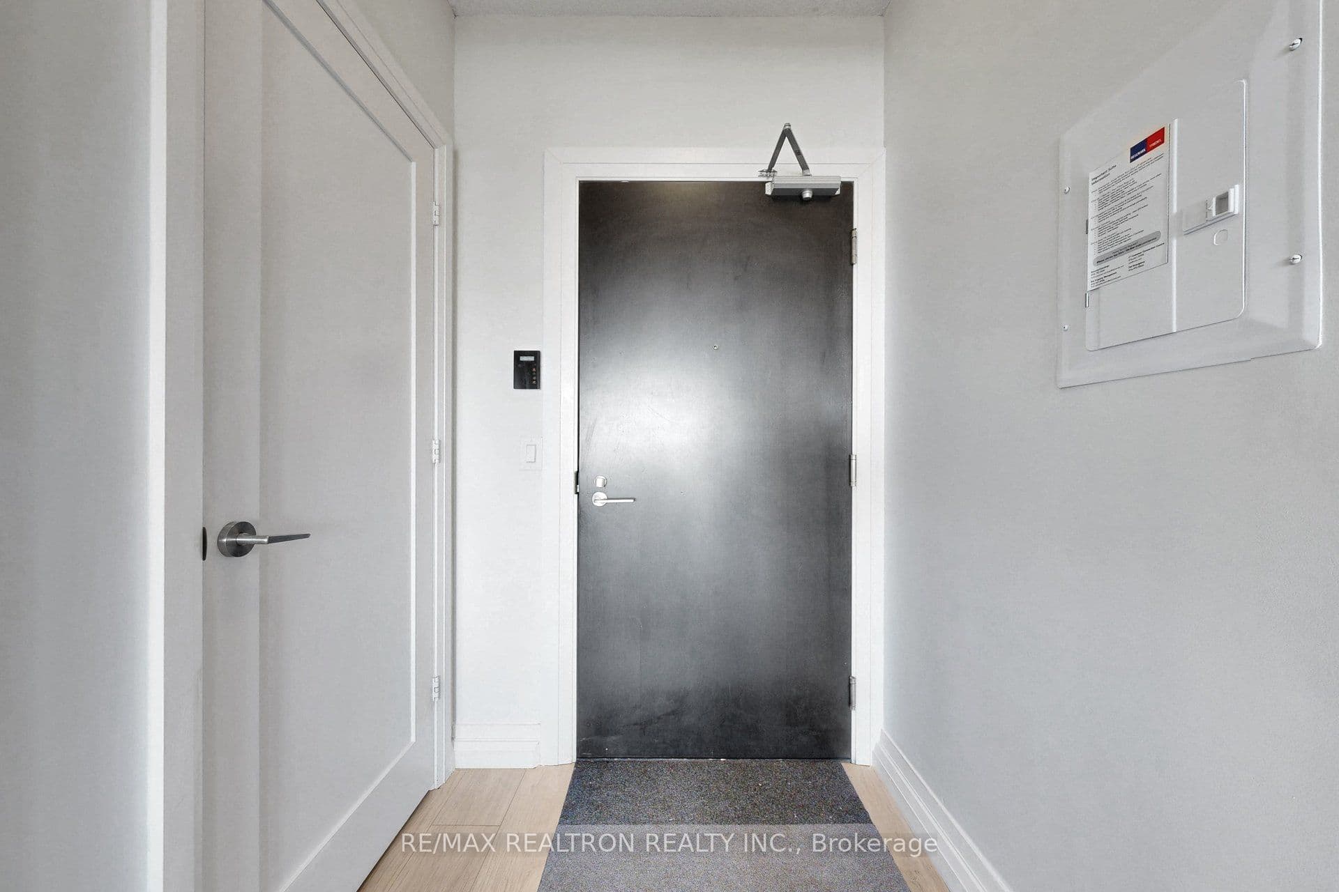 2 Anndale Drive 3103, Toronto, ON M2N 0G2