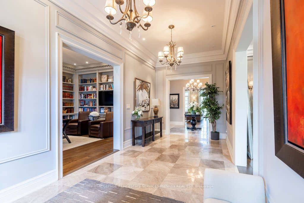 20 Cluny Drive, Toronto, ON M4W 2P7