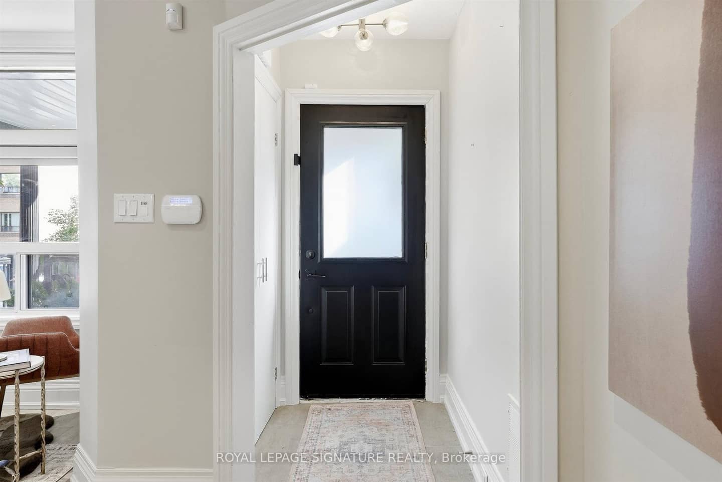 46 Hendrick Avenue, Toronto, ON M6G 3S5