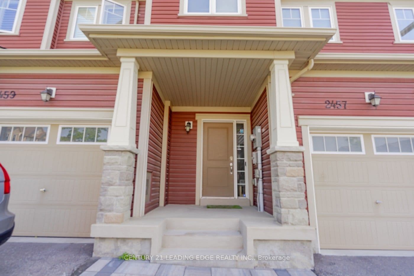 2457 Hill Rise Street, Oshawa, ON L1L 0J5