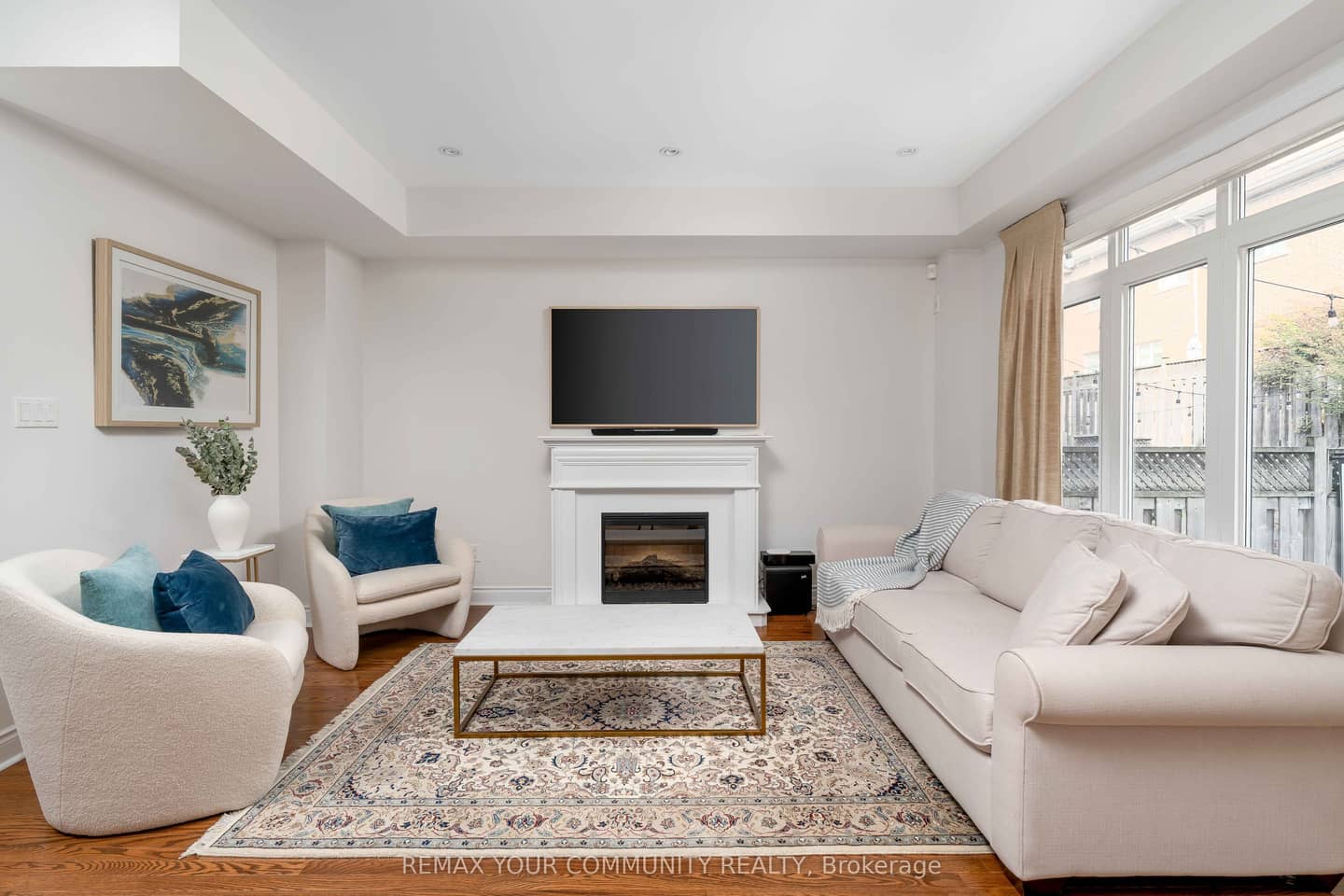 24 Gala Lane, Toronto, ON M8Y 0A9