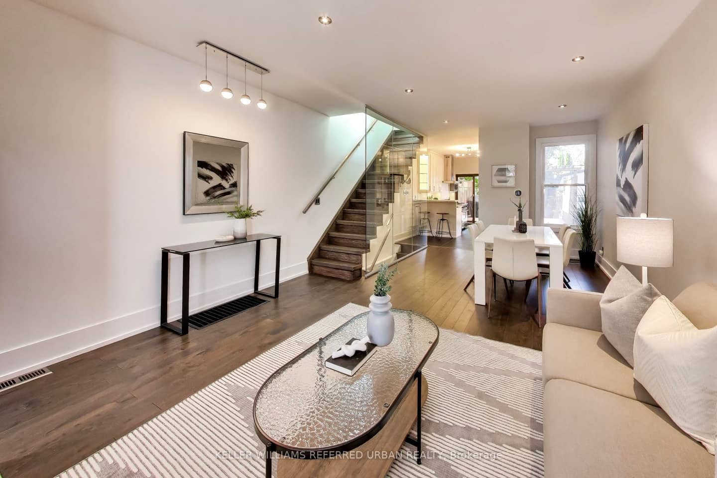 102 Gough Avenue, Toronto, ON M4K 3N8