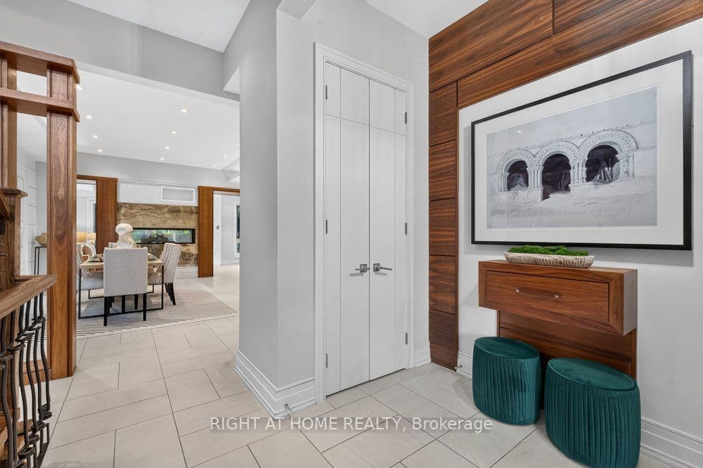 255 Willowdale Avenue, Toronto, ON M2N 4Z8