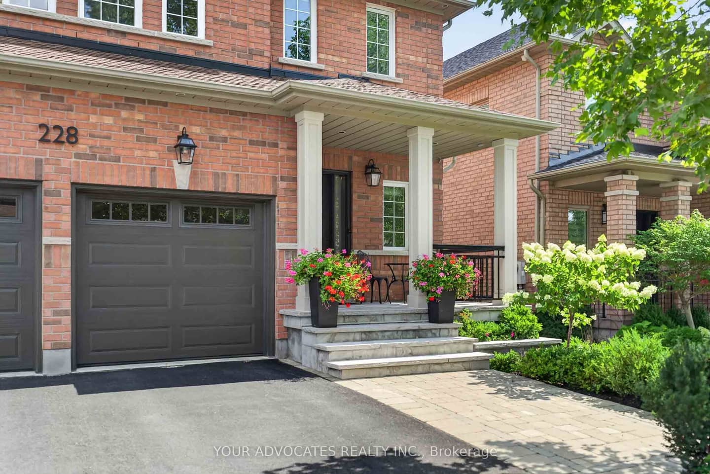 228 Twin Hills Crescent, Vaughan, ON L4H 0H4