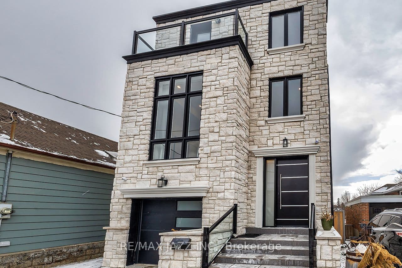 76 Haverson Boulevard, Toronto, ON M6M 3J9