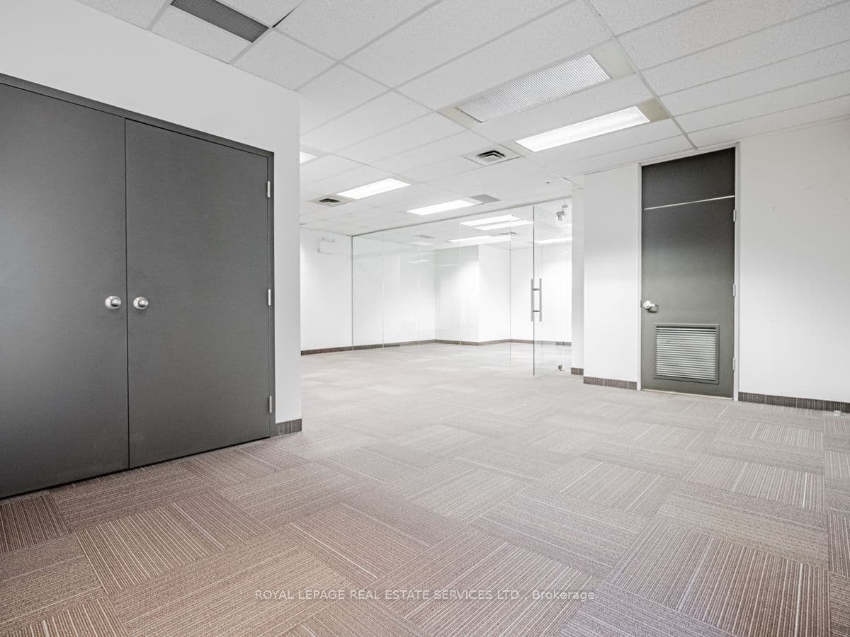 2180 Meadowvale Boulevard 200A, Mississauga, ON L5N 5S3
