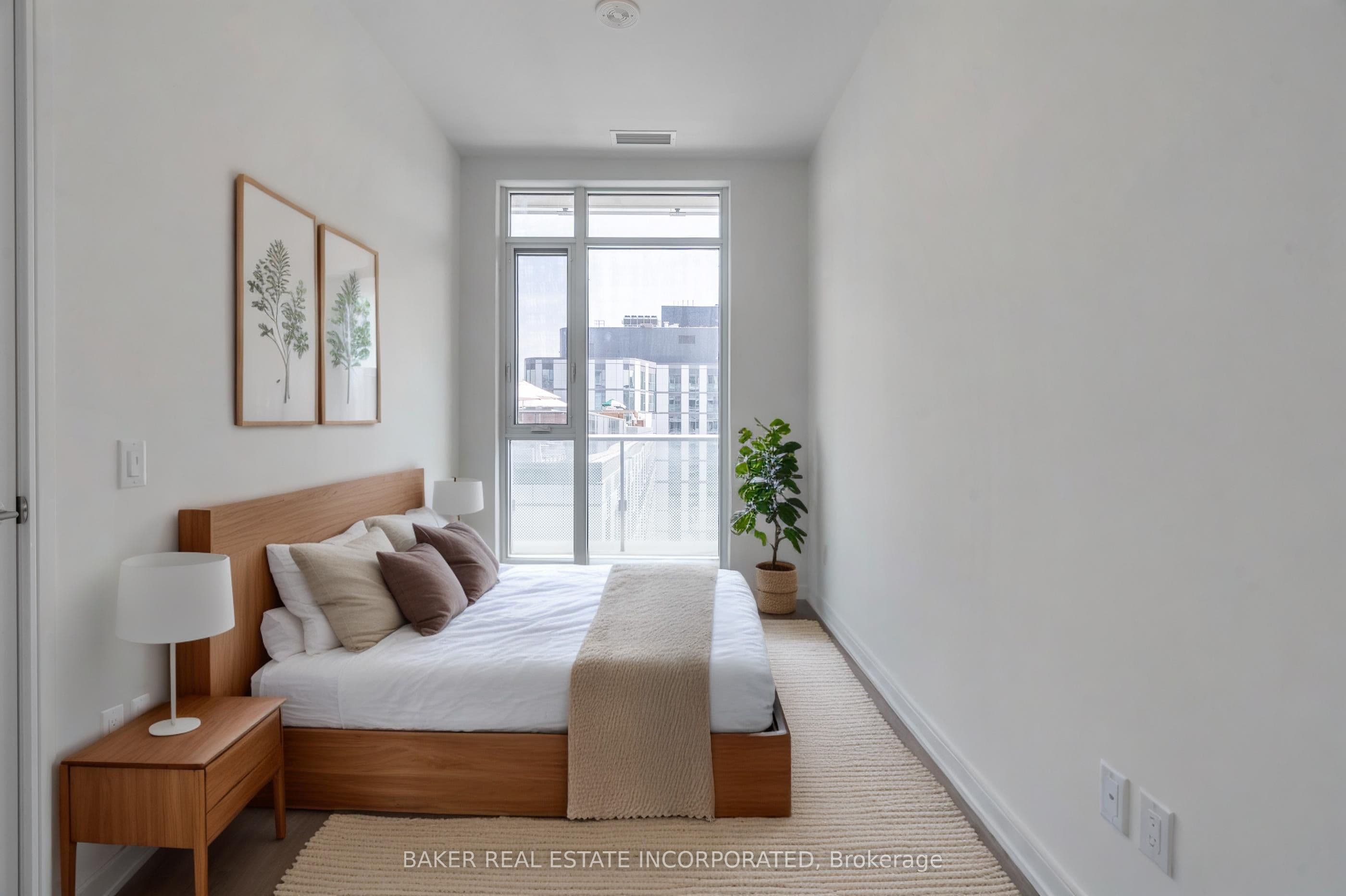425 Front Street E 907, Toronto, ON M5A 0X2