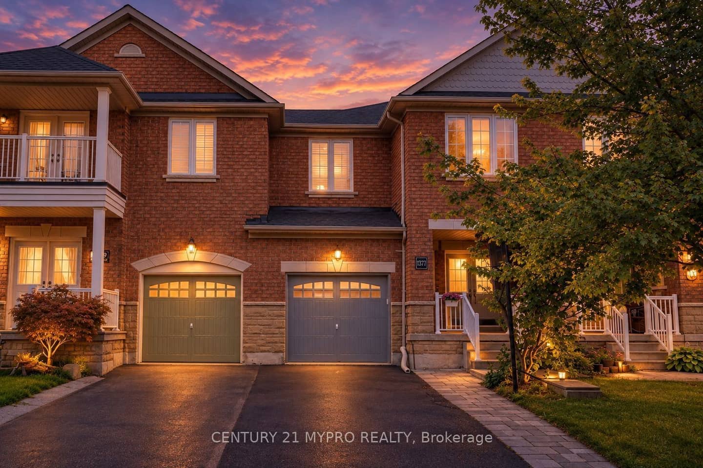 1371 Kestell Boulevard, Oakville, ON L6H 0C9