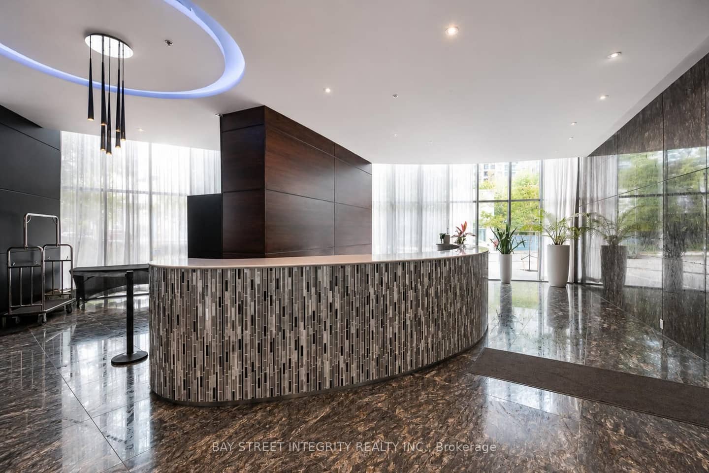50 Absolute Avenue 1302, Mississauga, ON L4Z 0A9