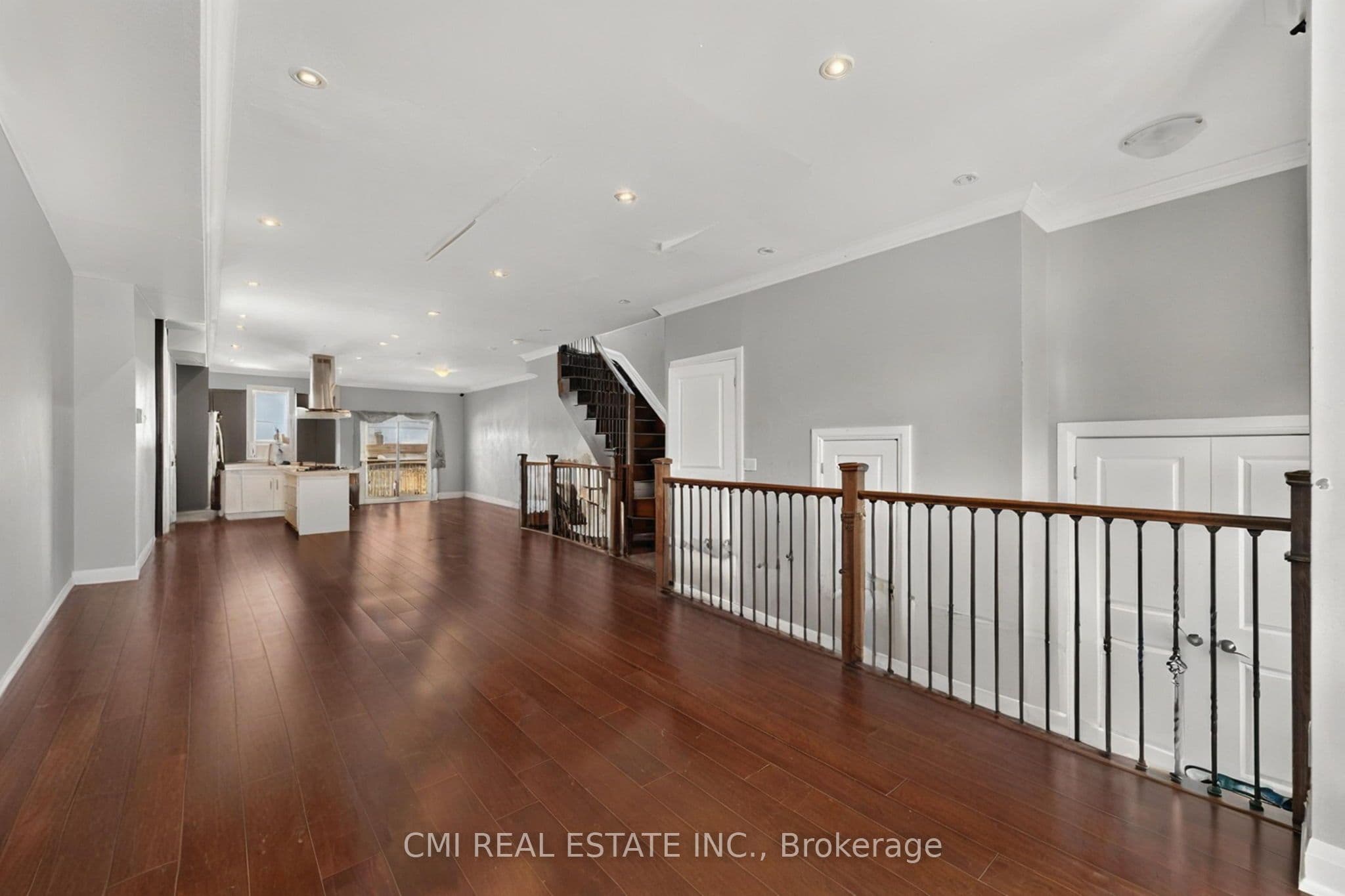 20 Jeavons Avenue, Toronto, ON M1K 1S8