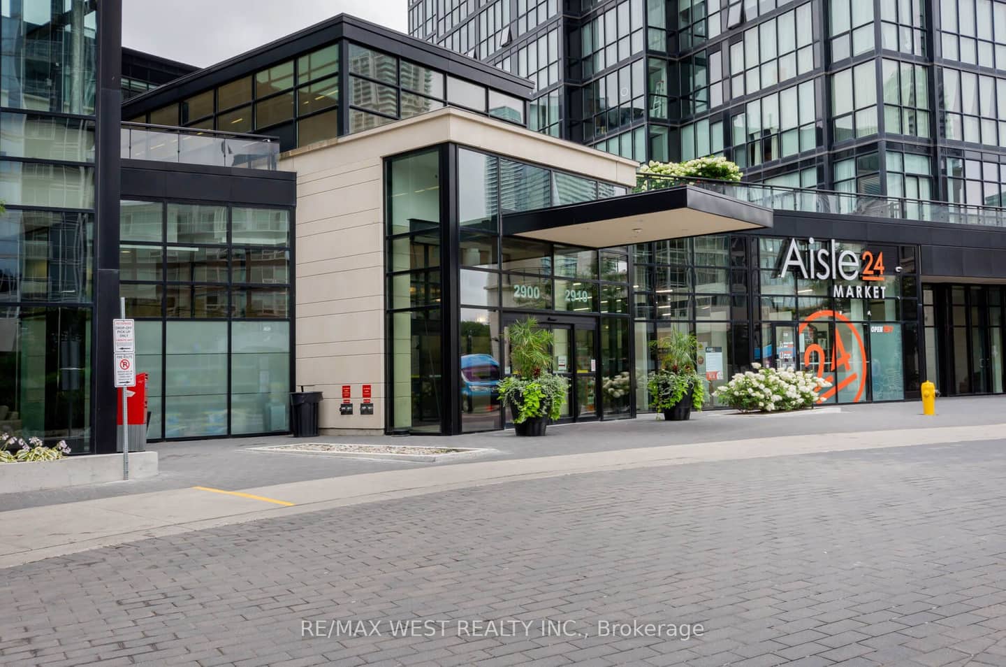 2900 Highway 7 605, Vaughan, ON L4K 0G3