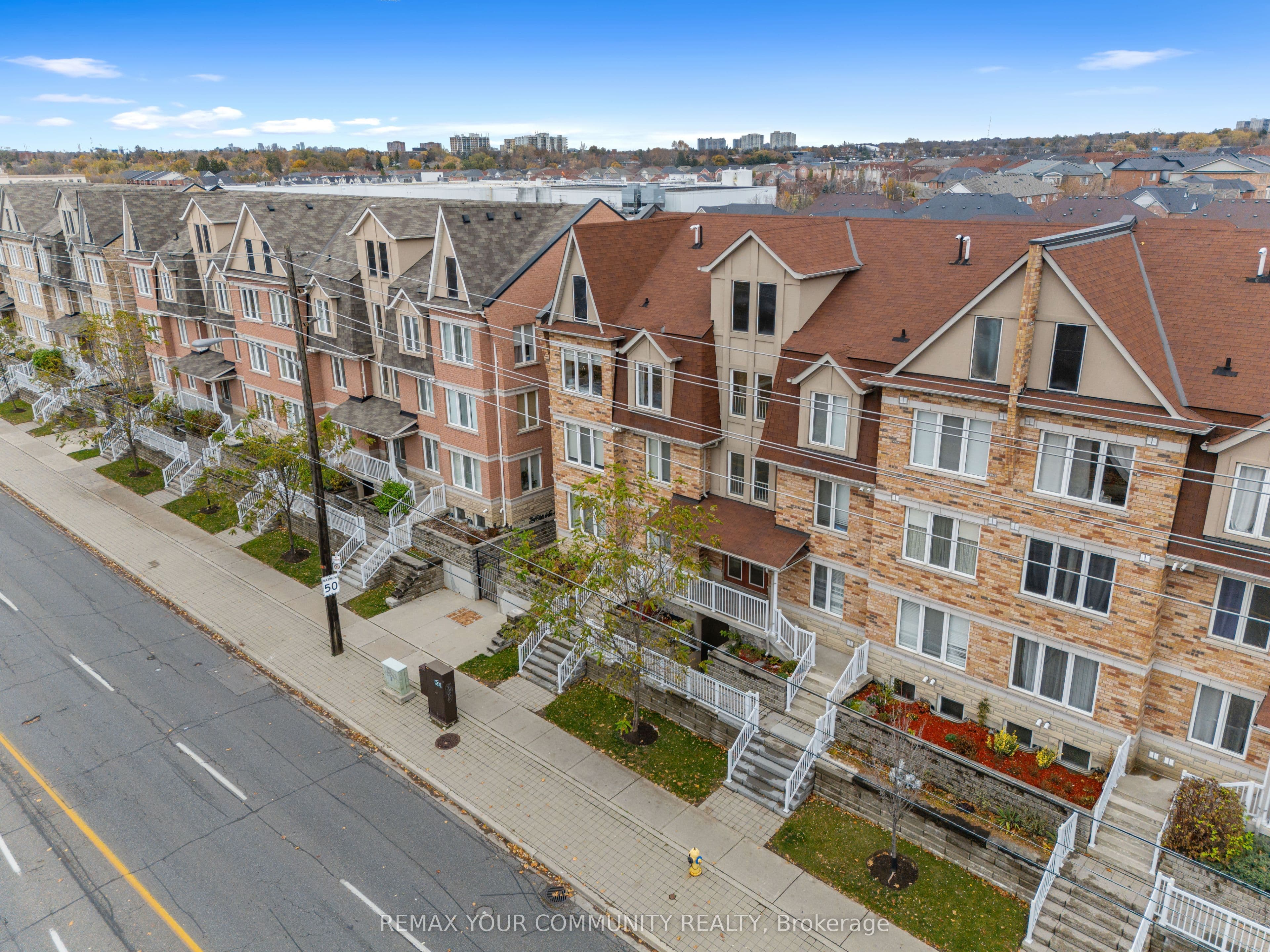 651F Warden Avenue 48, Toronto, ON M1L 0E8