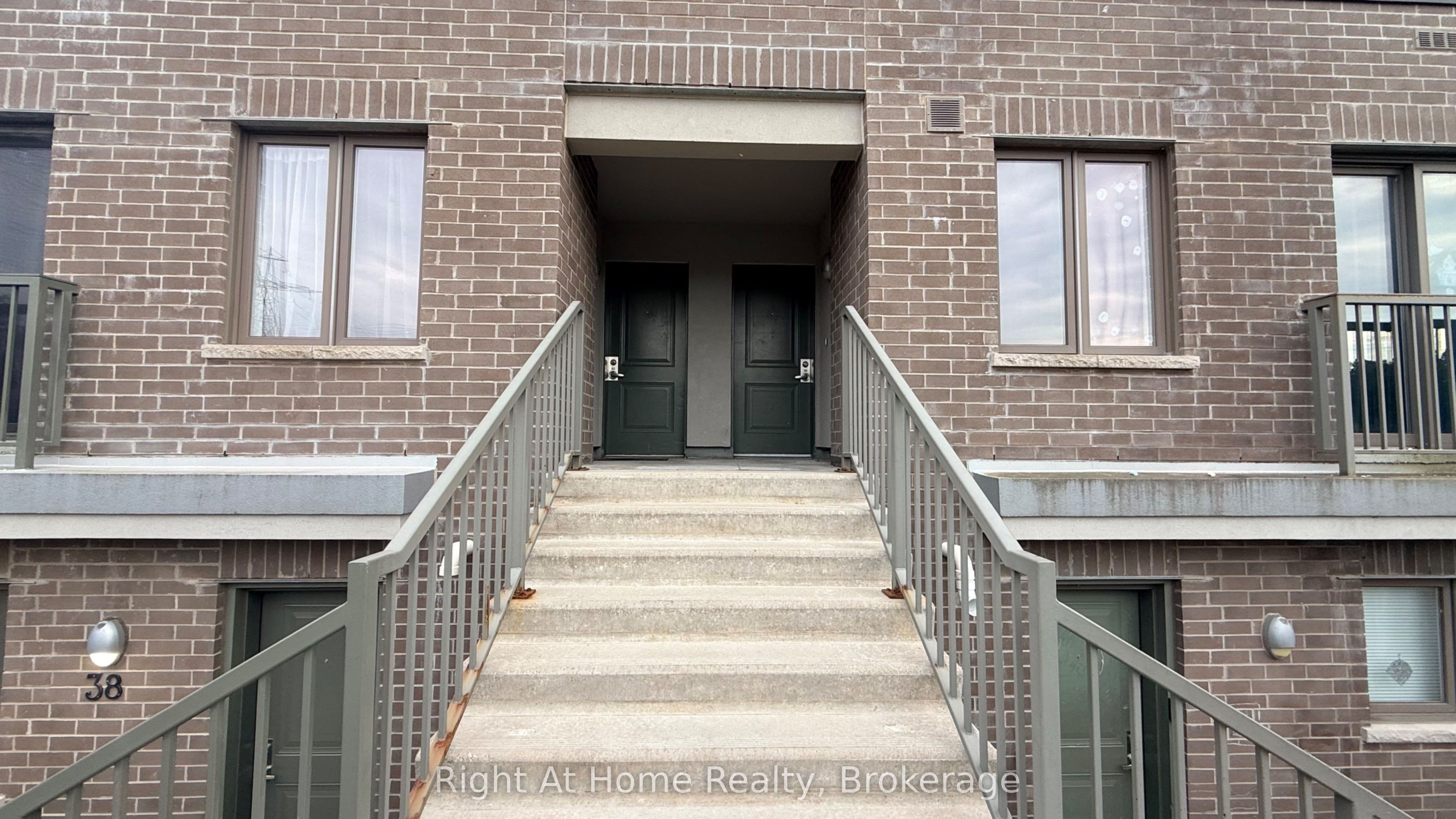 350 Fisher Mills Road 39, Cambridge, ON N3C 4N5