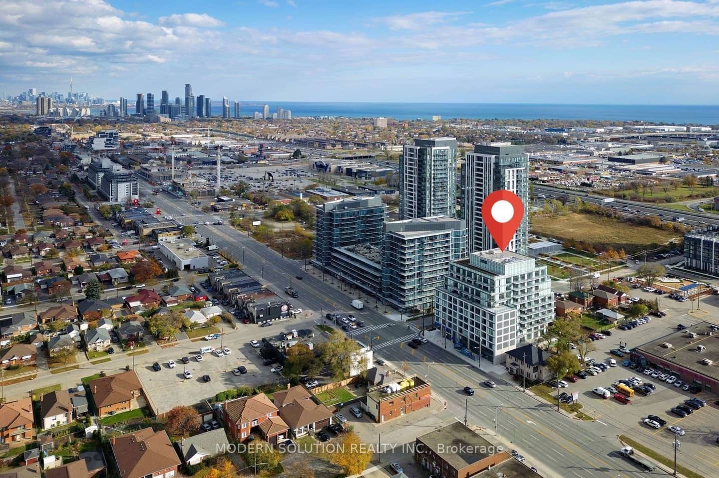 1195 The Queensway 1001, Toronto, ON M8Z 1R7