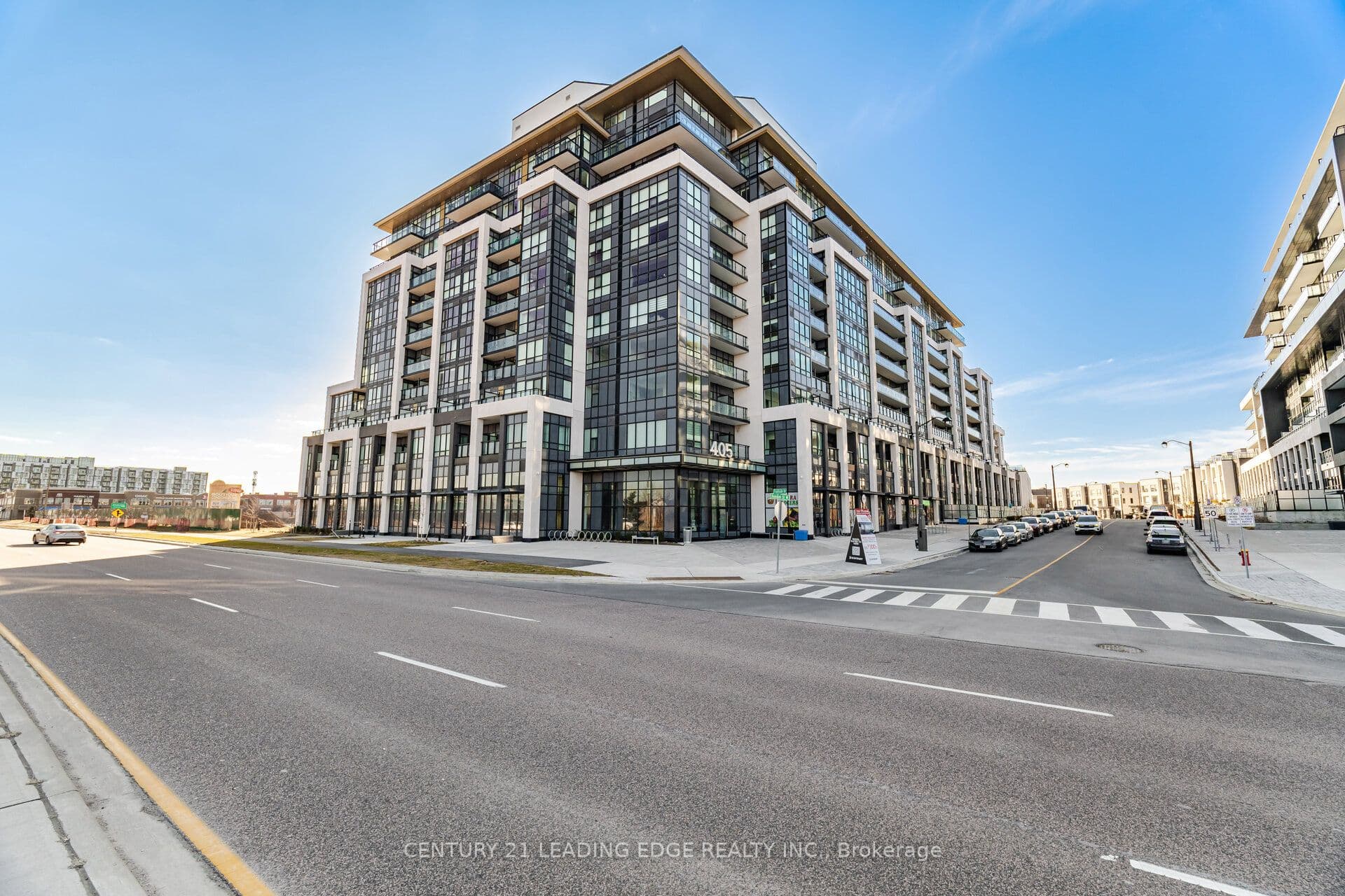 405 Dundas Street W 317, Oakville, ON L6M 5P9