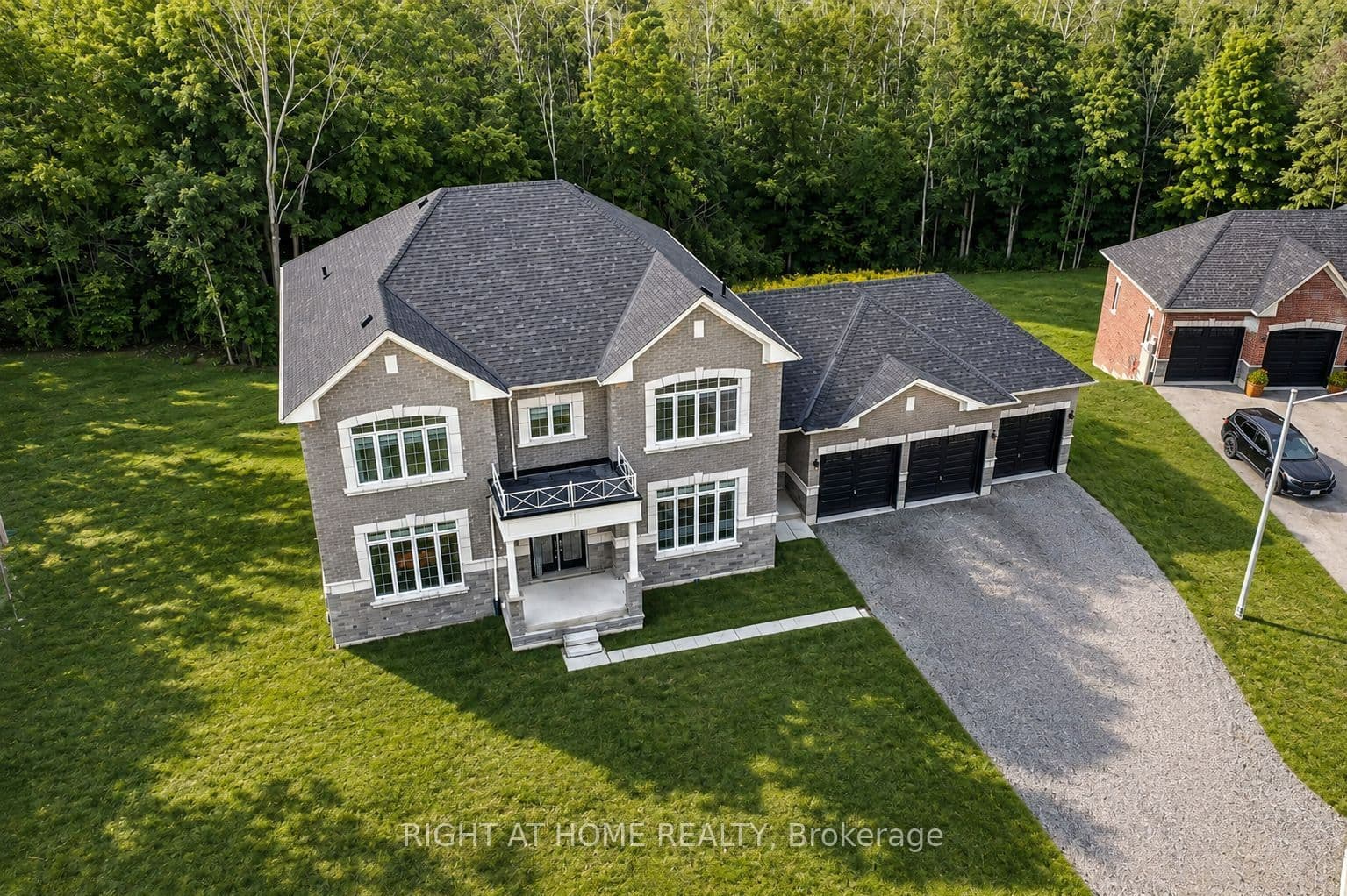 8 Forest Heights Court, Oro-Medonte, ON L0L 2E0