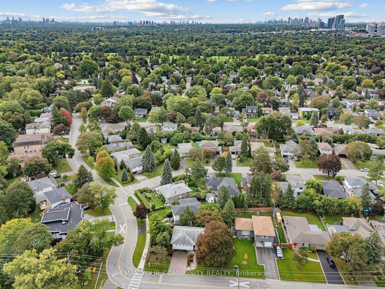182 Bay Thorn Drive, Markham, ON L3T 3V5