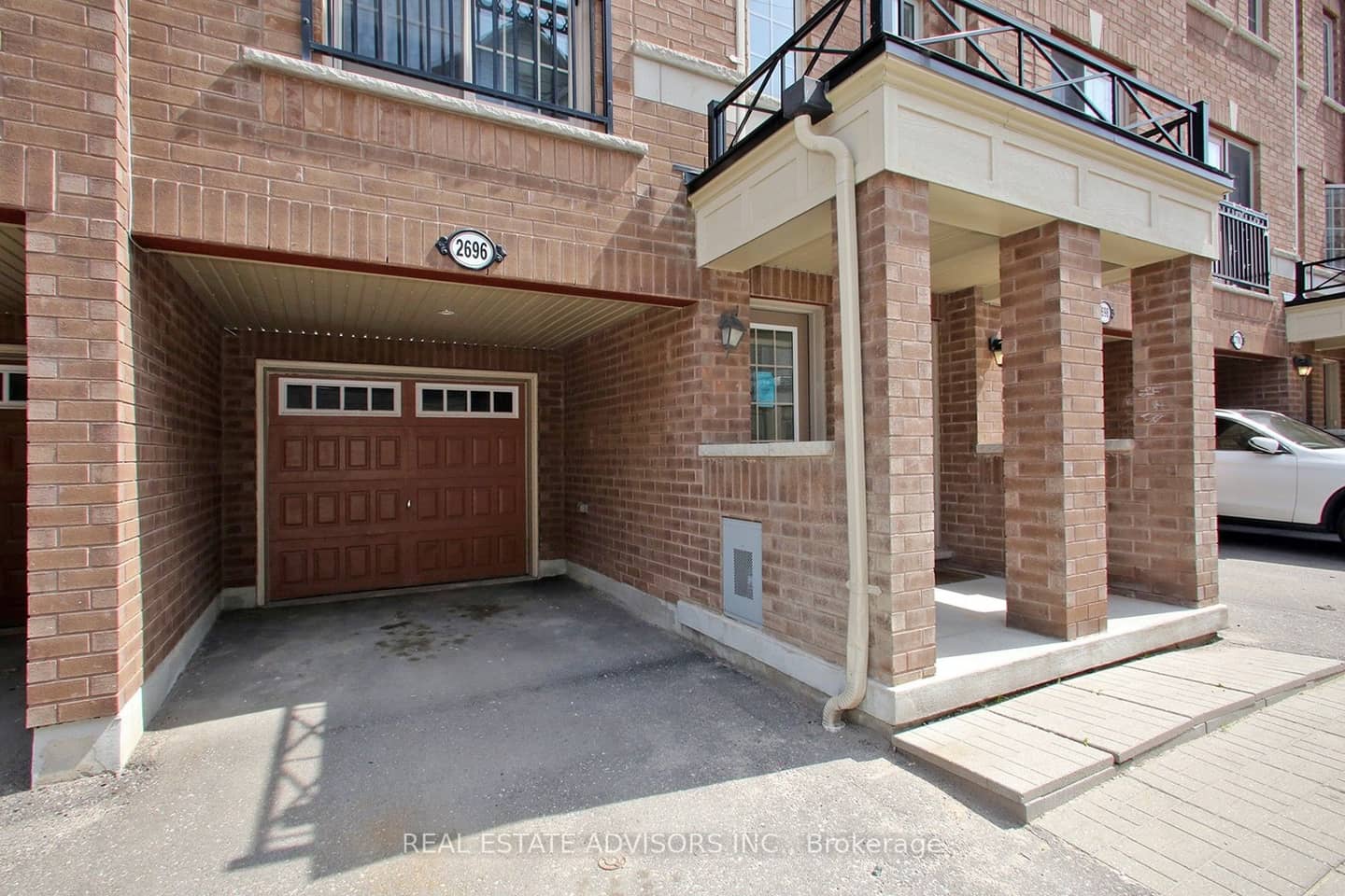 2696 Deputy Minister Path 169, Oshawa, ON L1H 7K4