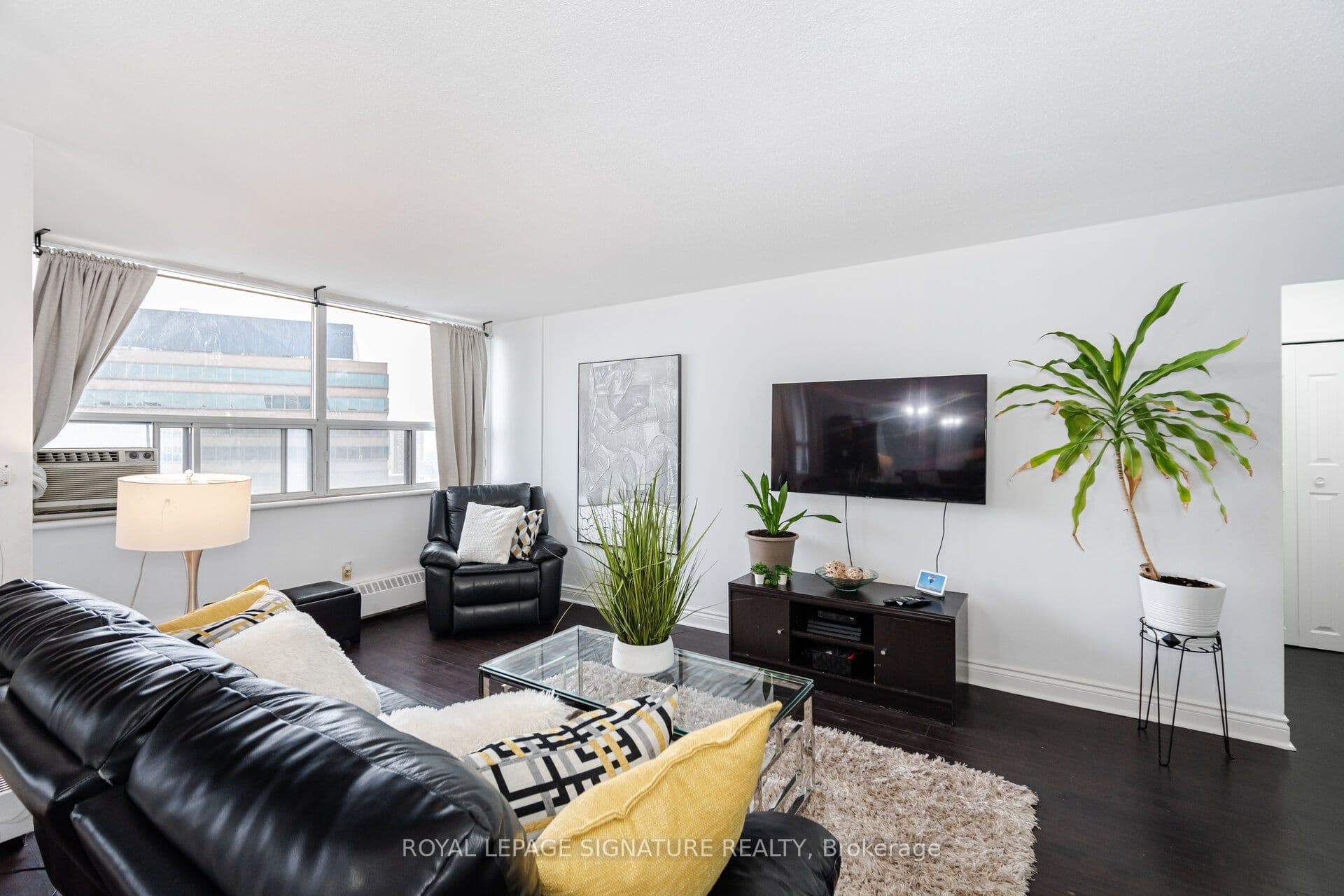 451 The West Mall Drive 1212, Toronto, ON M9C 1G1
