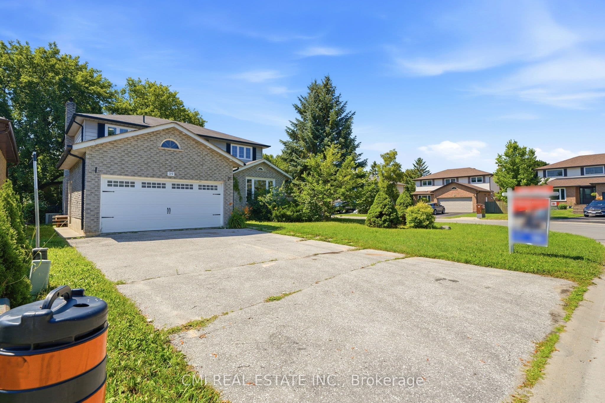 39 Camrose Drive, Georgina, ON L4P 3L6