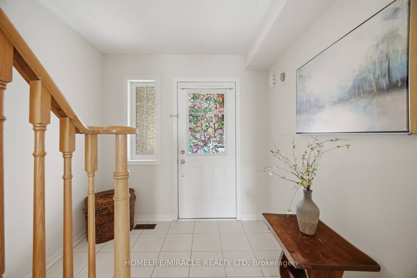 6 Barkdale Way, Whitby, ON L1N 0E9
