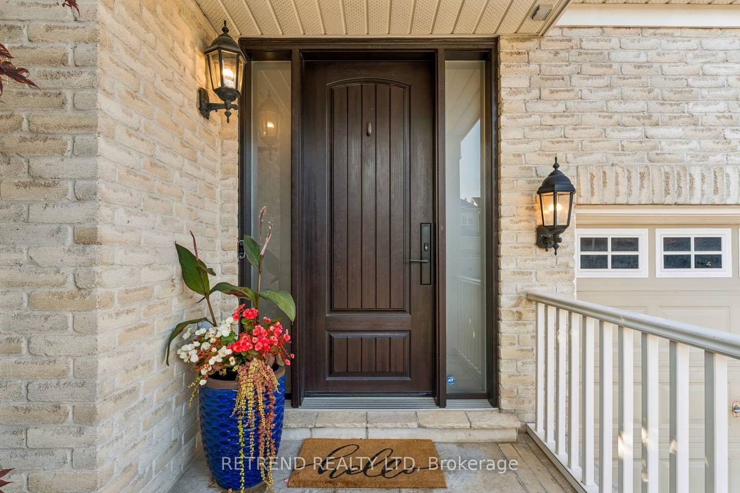 2223 Wuthering Heights Way, Oakville, ON L6M 0A3