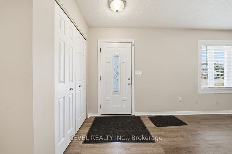 286 Oakland Road B, Brant, ON N0E 1R0