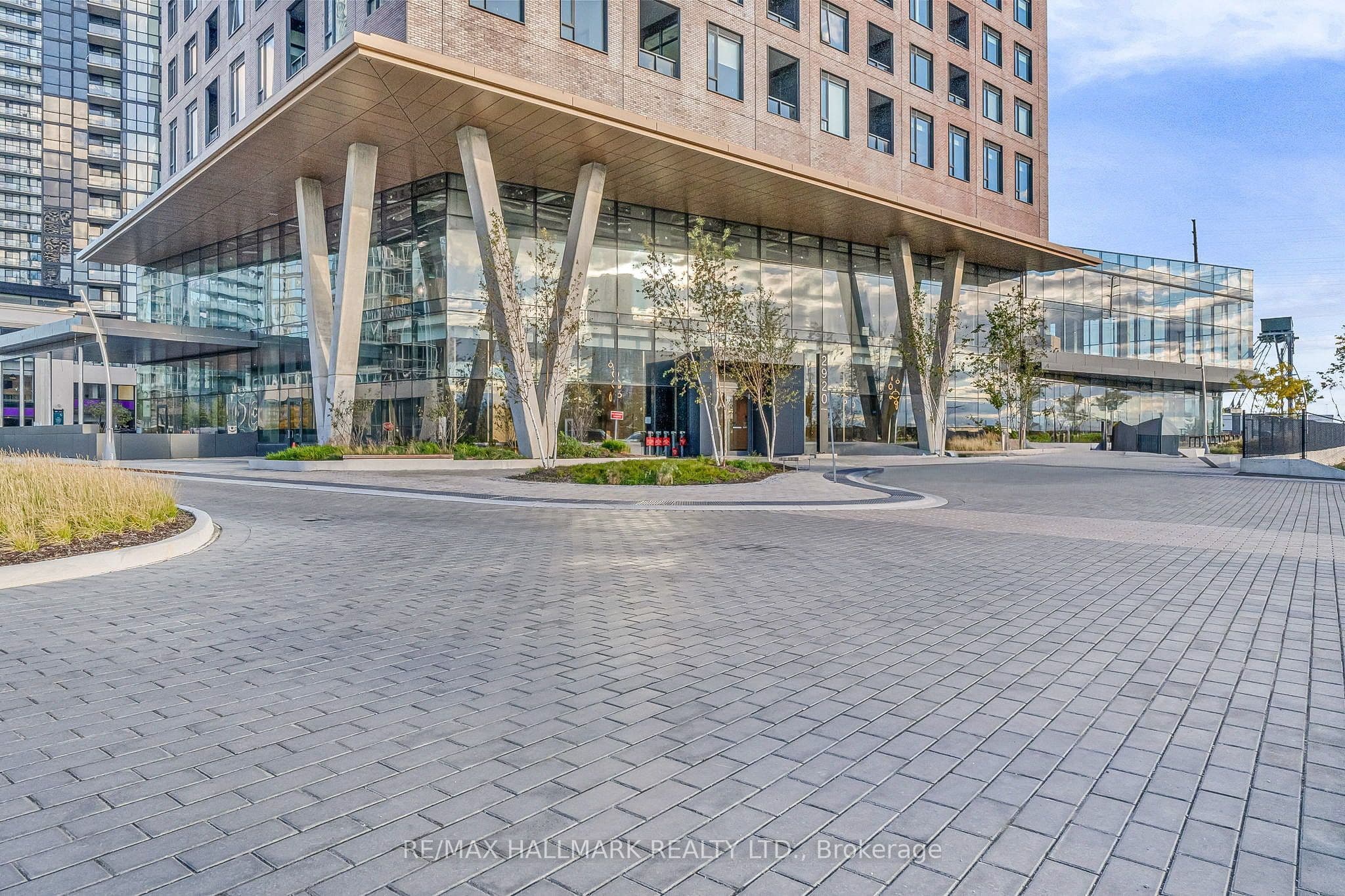 2920 Highway 7 2903, Vaughan, ON L4K 0P4