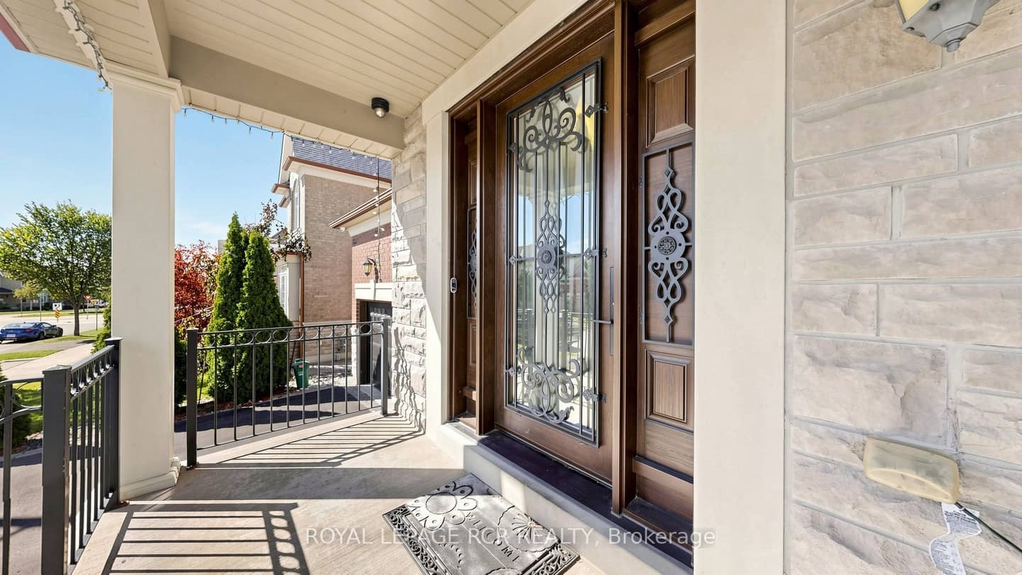 30 Fairmont Ridge Trail, King, ON L7B 0A5