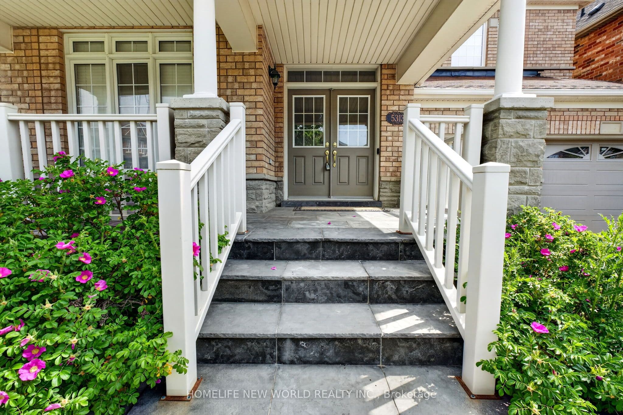 5313 Longford Drive, Mississauga, ON L5M 0J2