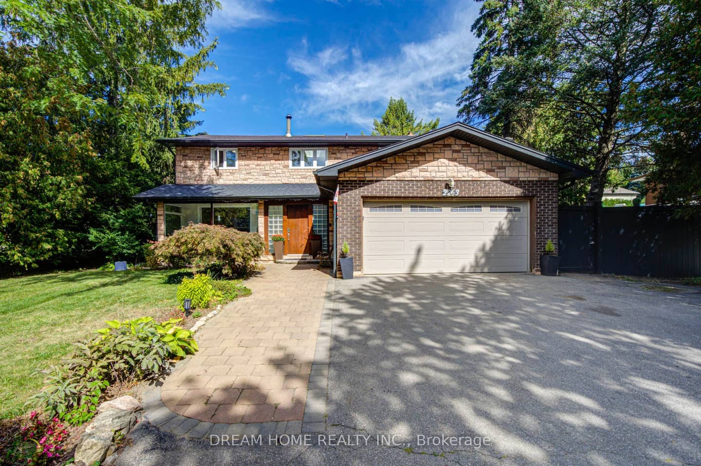 2263 Taylor's Orchard, Mississauga, ON L5B 2T1