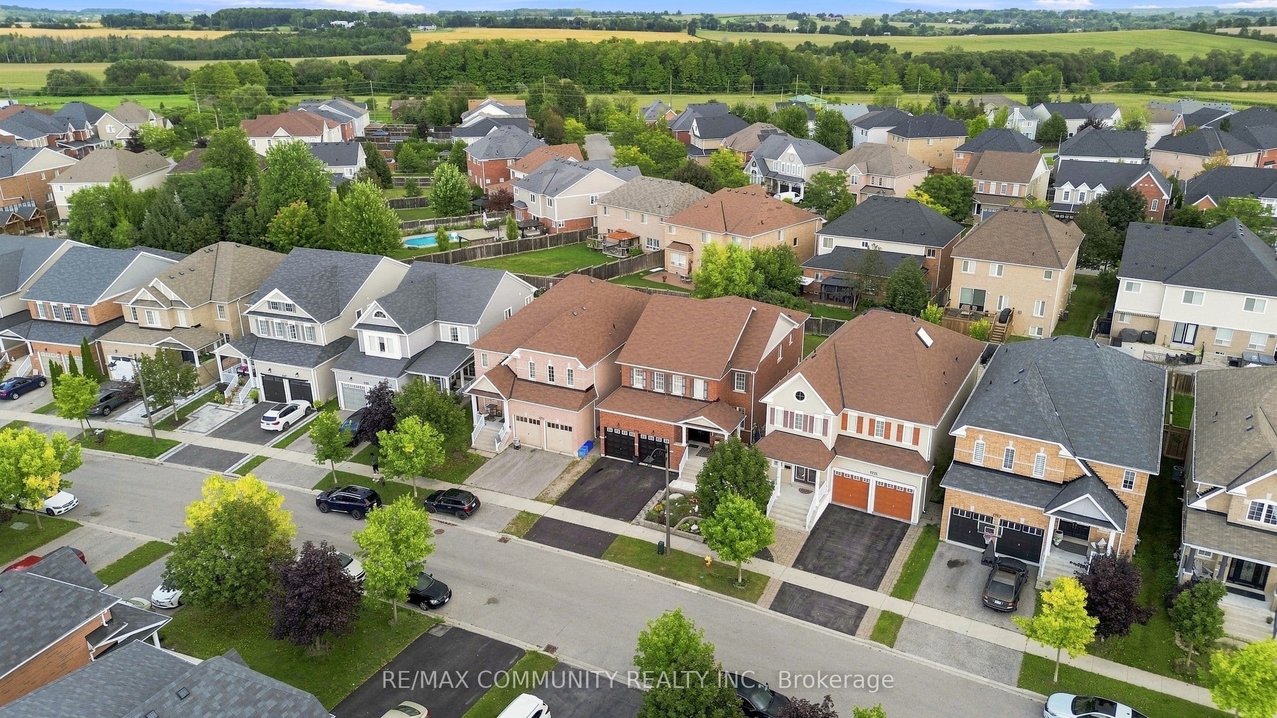 1775 Finkle Drive, Oshawa, ON L1K 0R4
