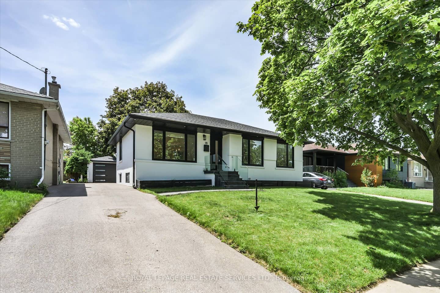 18 Celestine Drive, Toronto, ON M9R 3N1