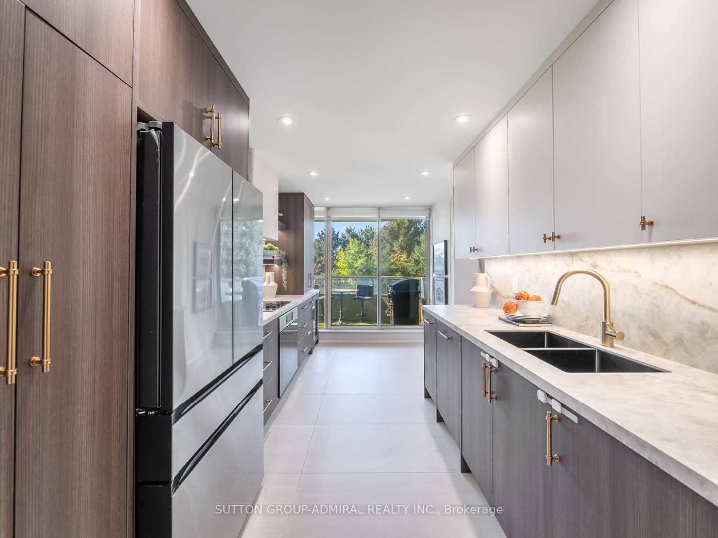 10 Torresdale Avenue, Toronto, ON M2R 3V8