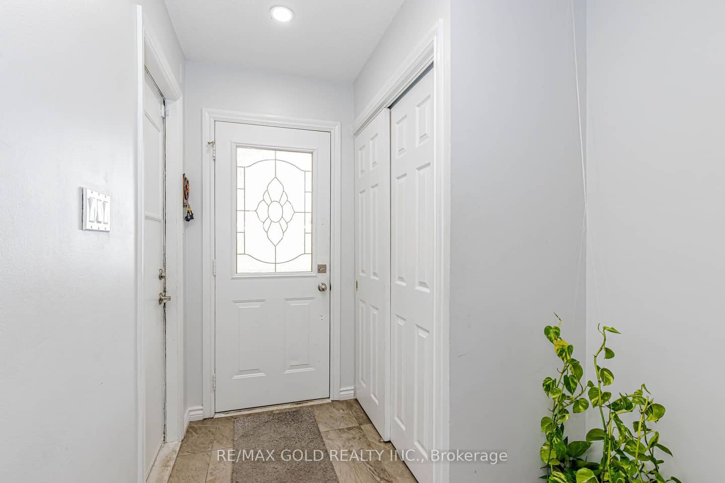 240 Simmons Boulevard, Brampton, ON L6V 3Y1
