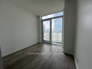 7890 Jane Street W 702, Vaughan, ON L4K 4R6