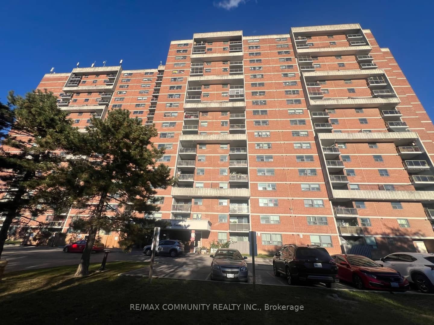 100 Wingarden Court 1008, Toronto, ON M1B 2P4