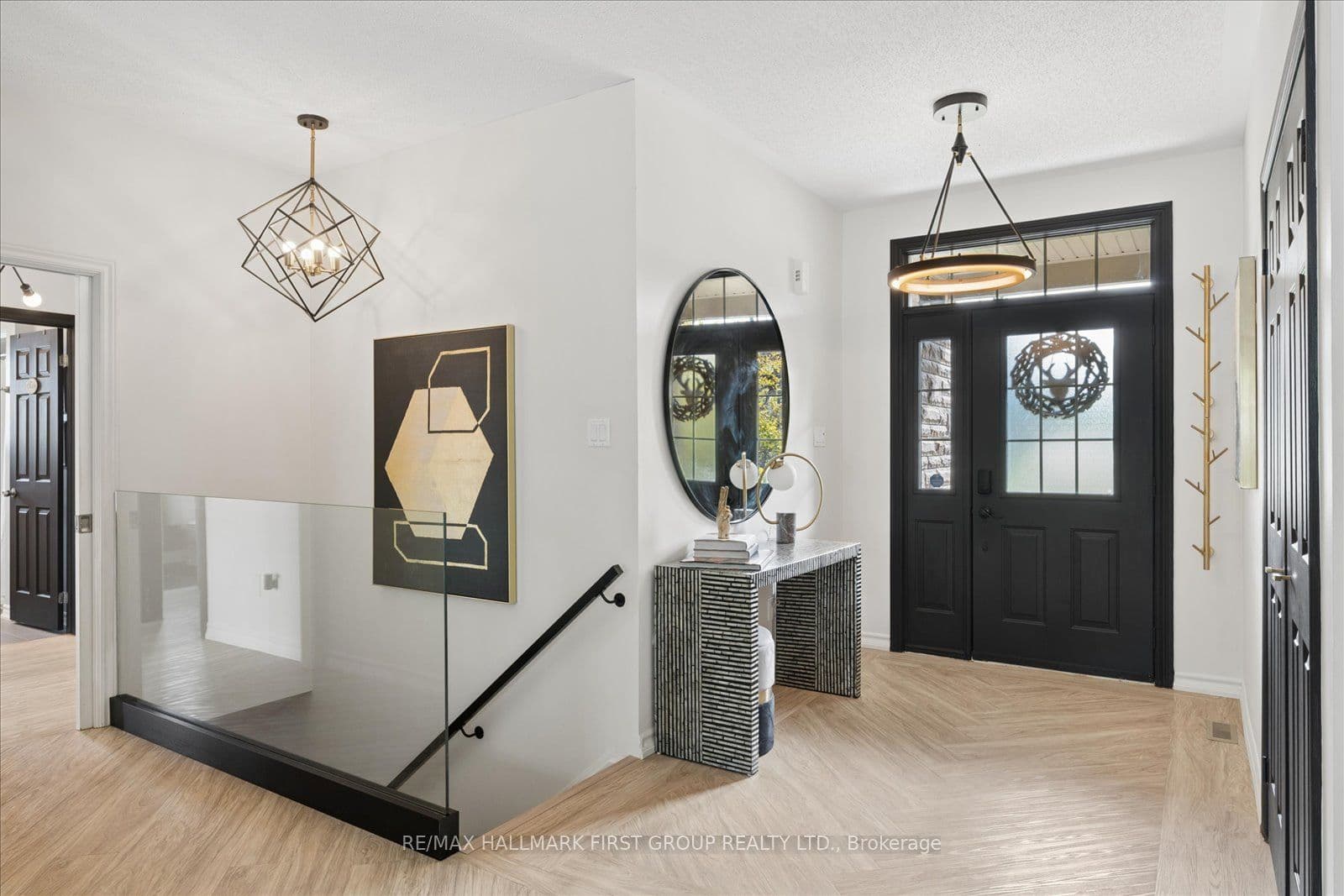 33 Deerfield Drive, Hamilton Township, ON K9A 4J9