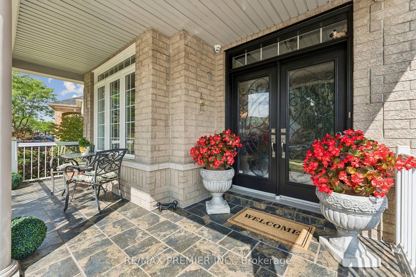 16 Rockstep Court, Brampton, ON L6R 3H2